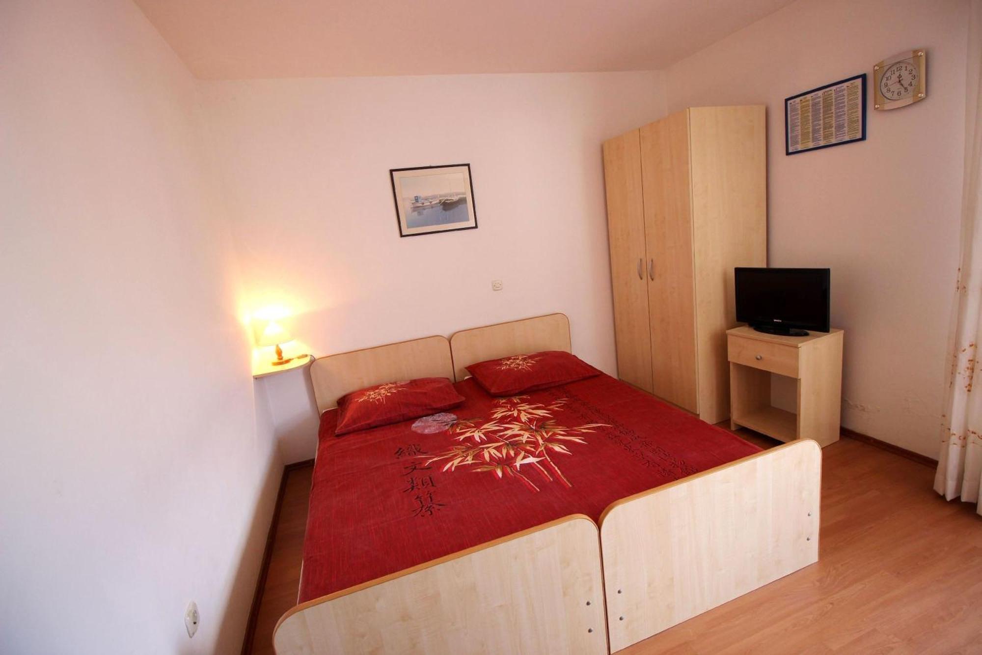 Apartments Ivka Omis Ruang foto