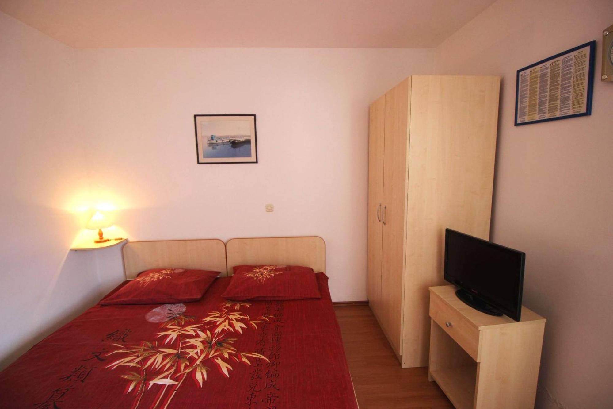 Apartments Ivka Omis Ruang foto