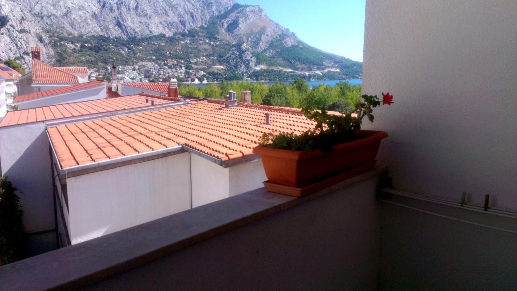 Apartments Ivka Omis Ruang foto